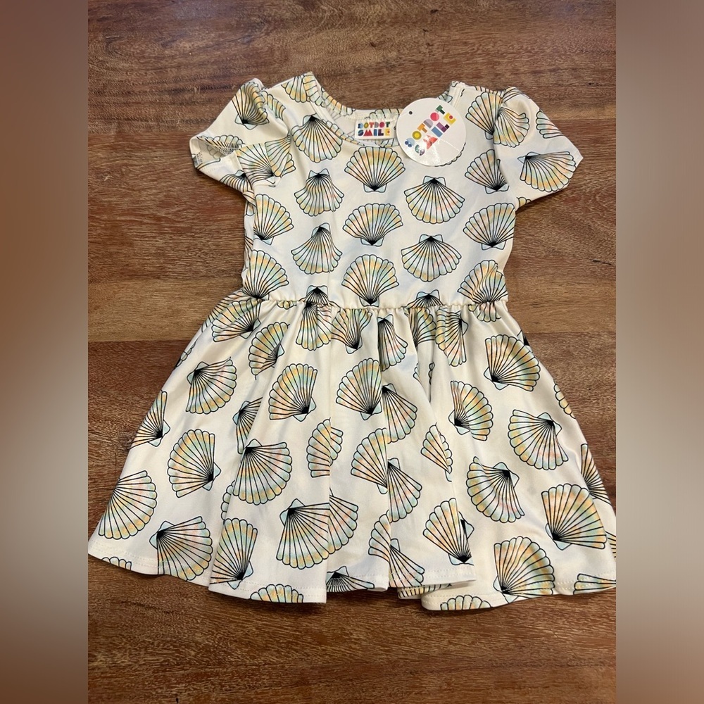 NWT Dot Dot Smiles toddlers seashell‎ dress size 6-12 months